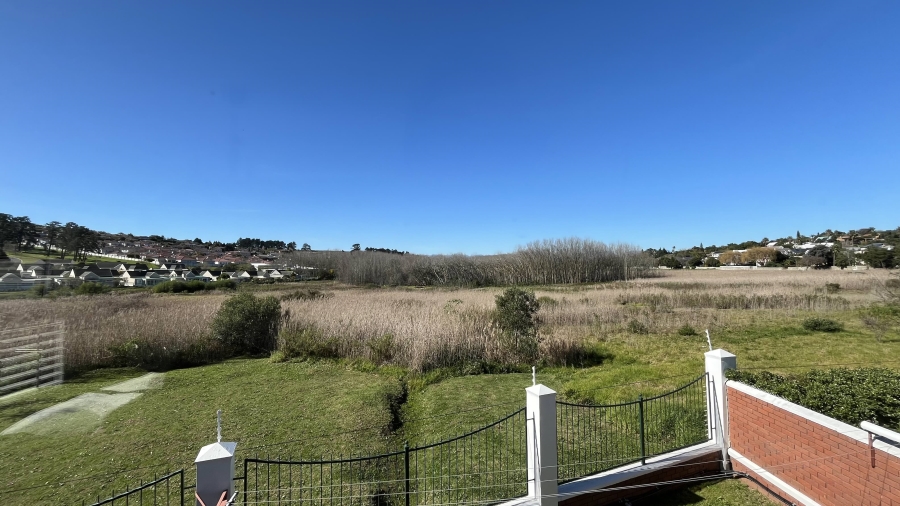 3 Bedroom Property for Sale in Van Riebeeckshof Western Cape